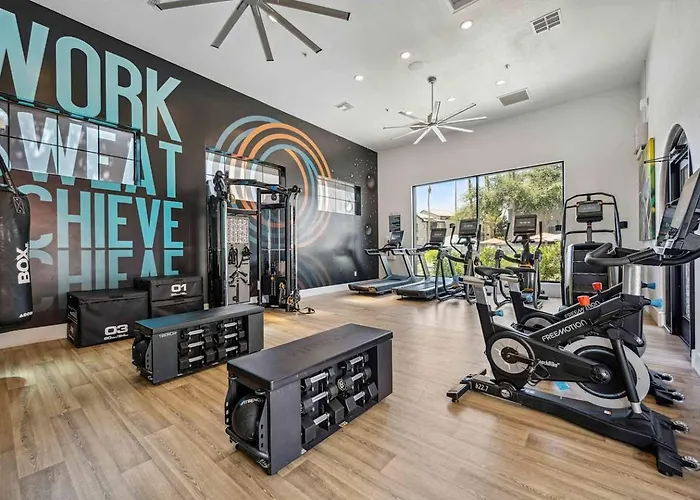 Apartment Boulevard Quiet Modern 1br Pickleball Pool Parking Gym 02 Chandler